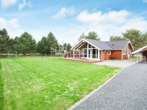 Three-Bedroom Holiday home in Rødby 38, Kramnitse